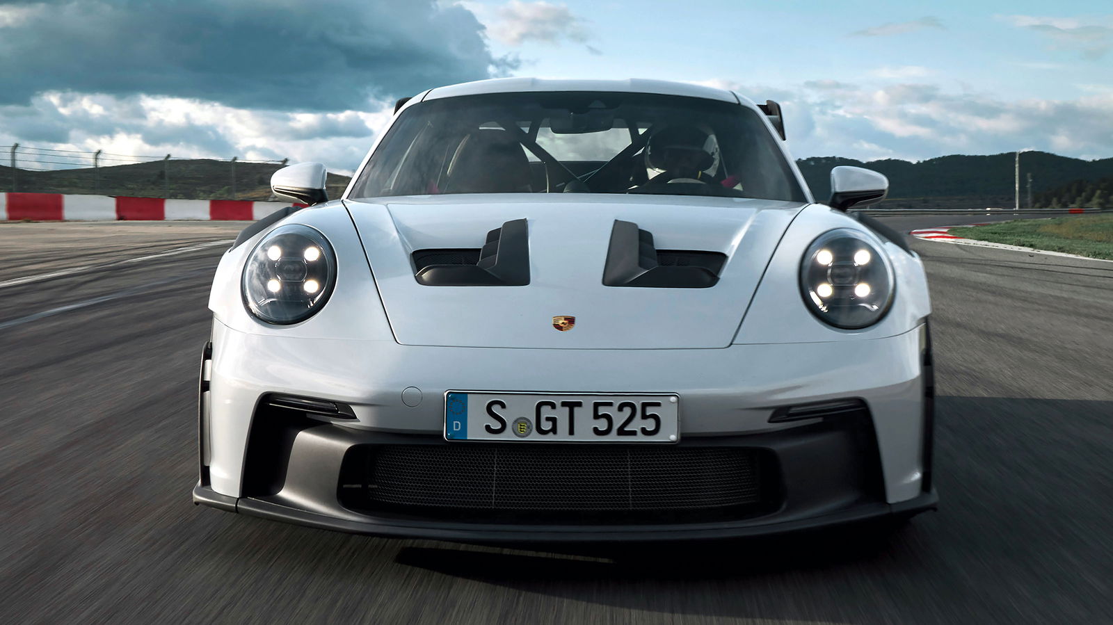 2022 Porsche 911 GT3 RS Lands With A Jaw-Dropping Aero Kit