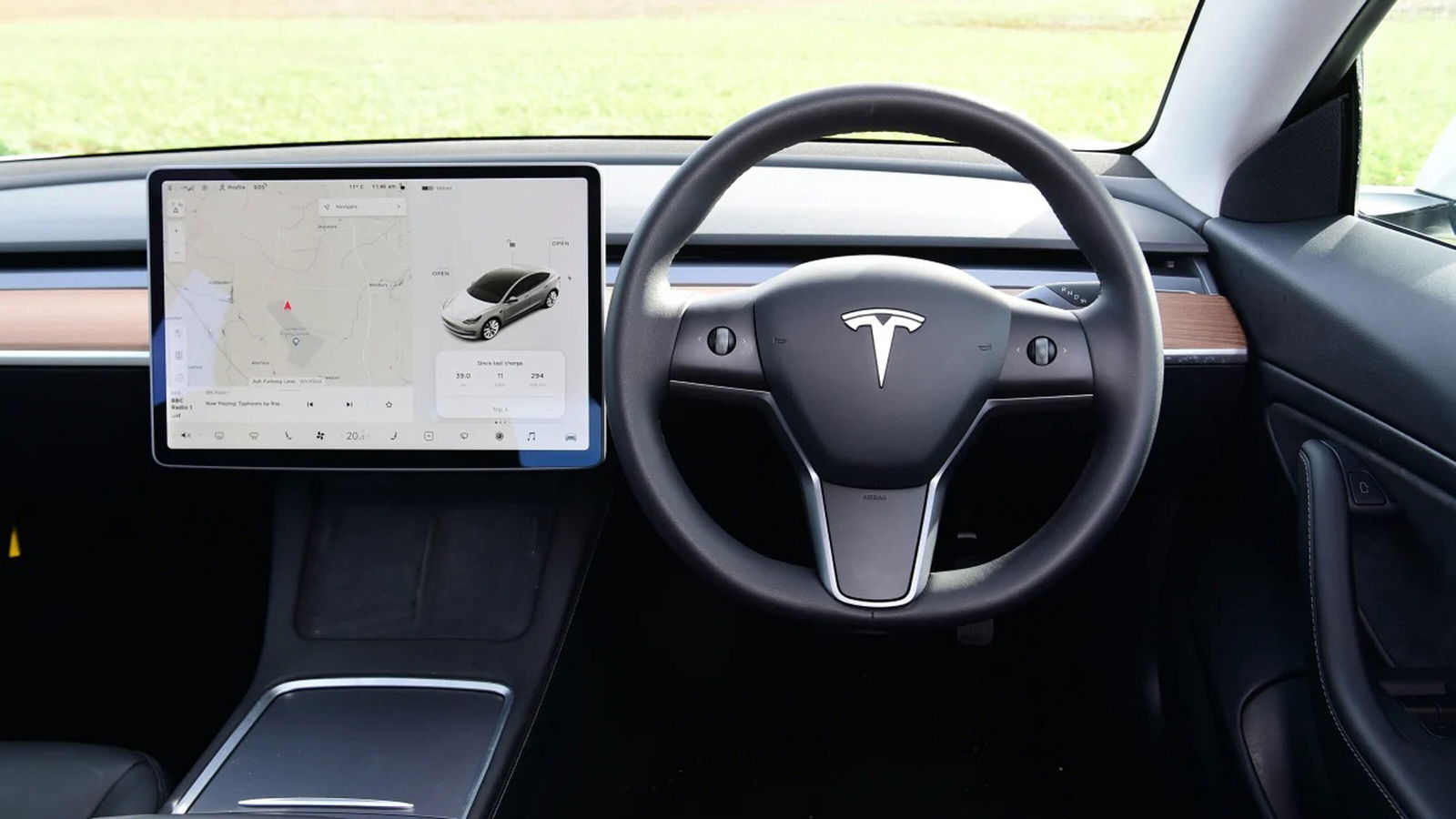 Well, Duh – Study Shows Touchscreens In Cars Are More Distracting Than Physical Buttons
