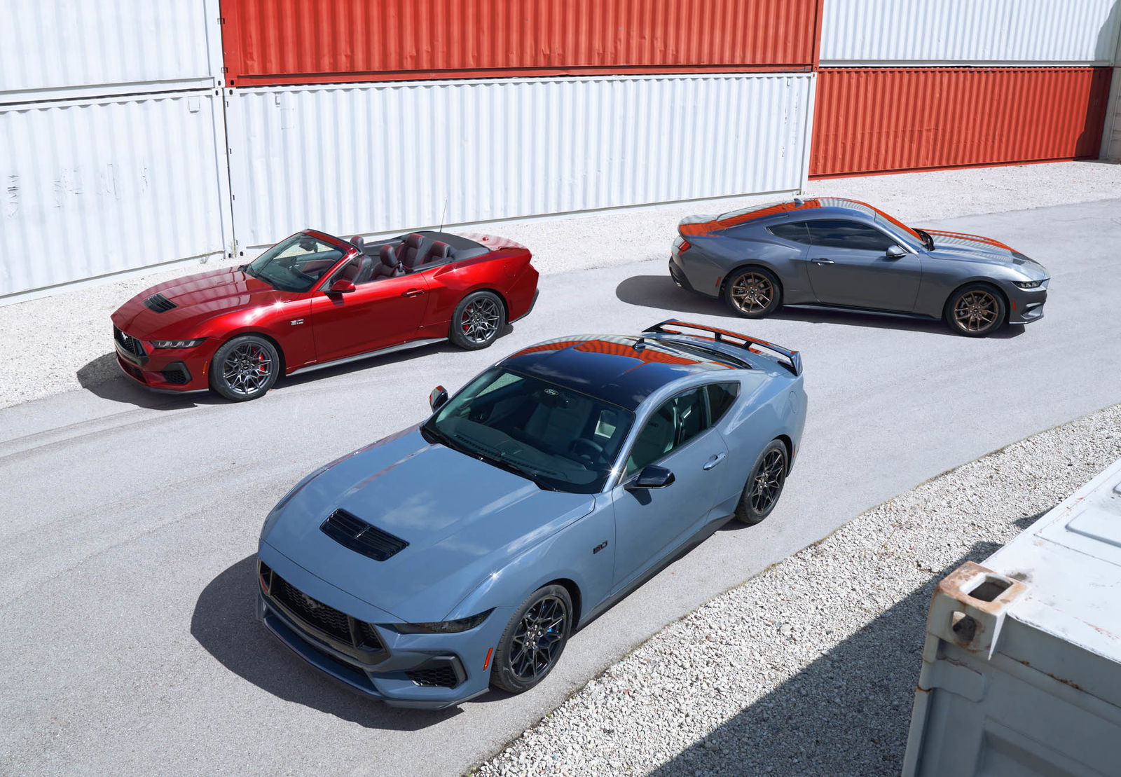 New Ford Mustang Drops With Remote Revving And 500bhp Dark Horse Version