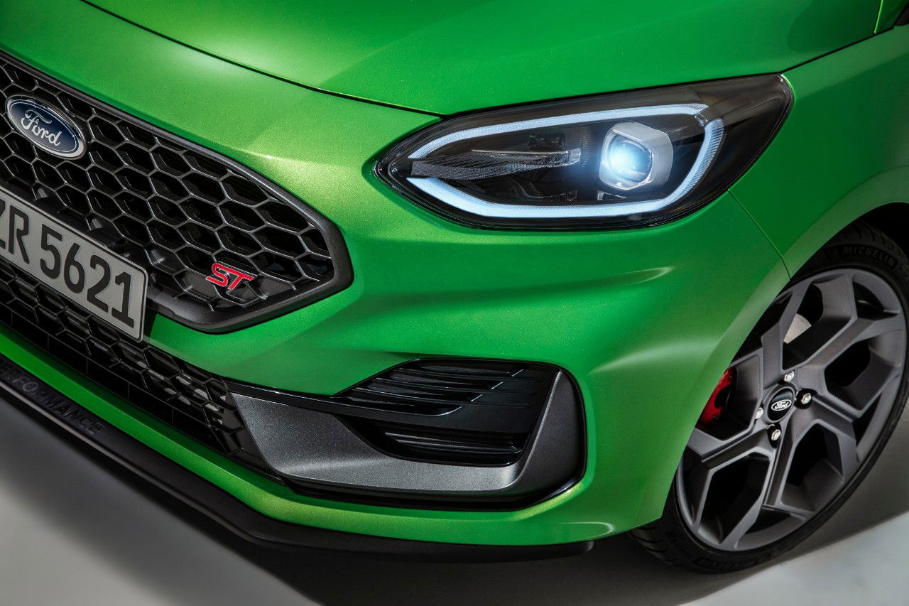 Awkward: Ford Having To Debadge Cars As It Runs Out Of Its Own Badges