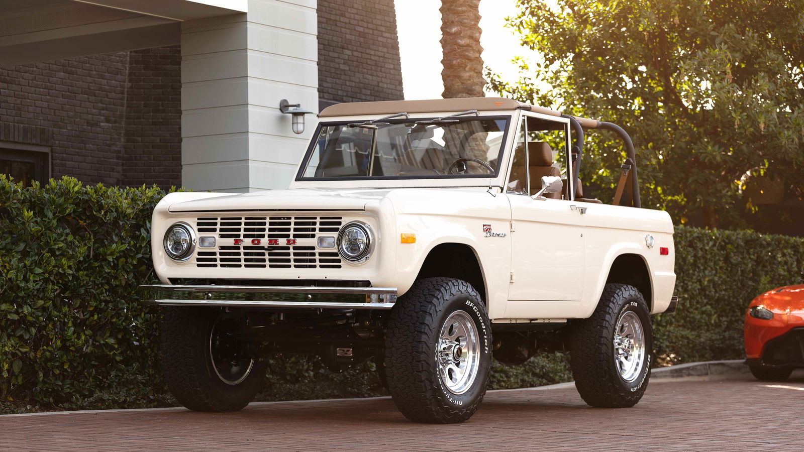 1974 Ford Bronco In Porsche Cream: A Match Made In Heaven?