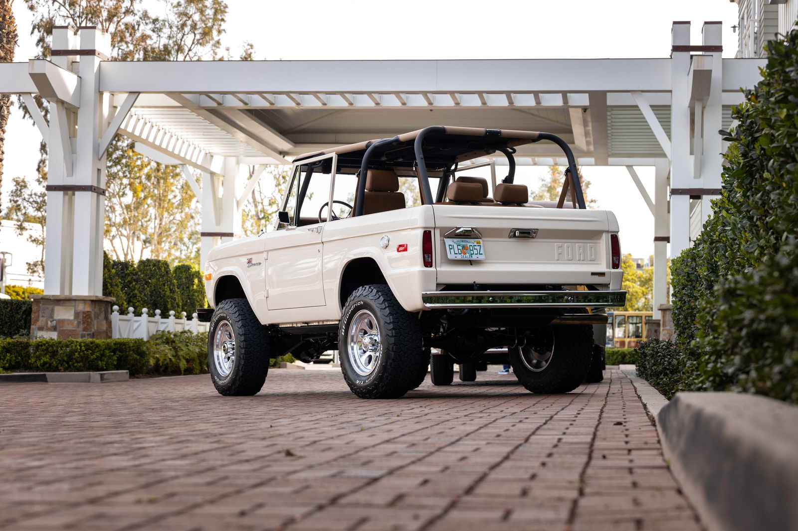 1974 Ford Bronco In Porsche Cream: A Match Made In Heaven?