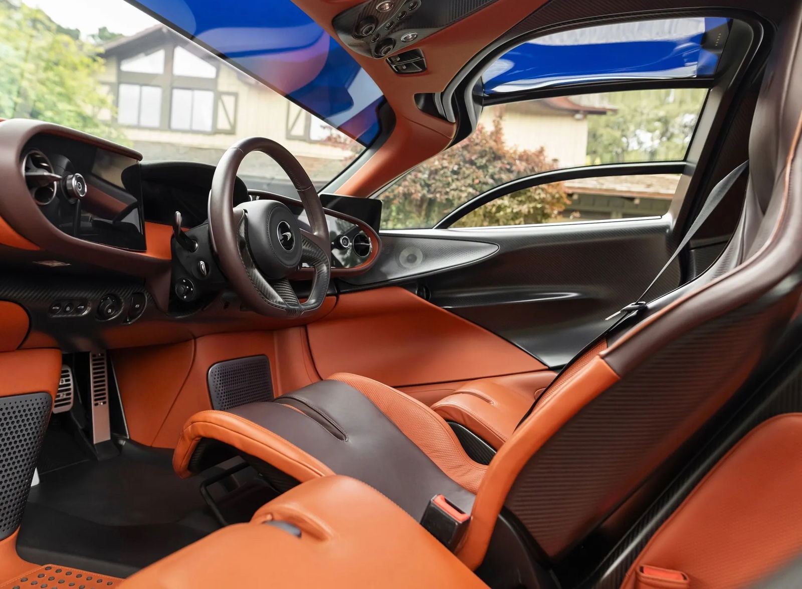 There Are TWO McLaren Speedtails Up For Auction At The Same Car Event