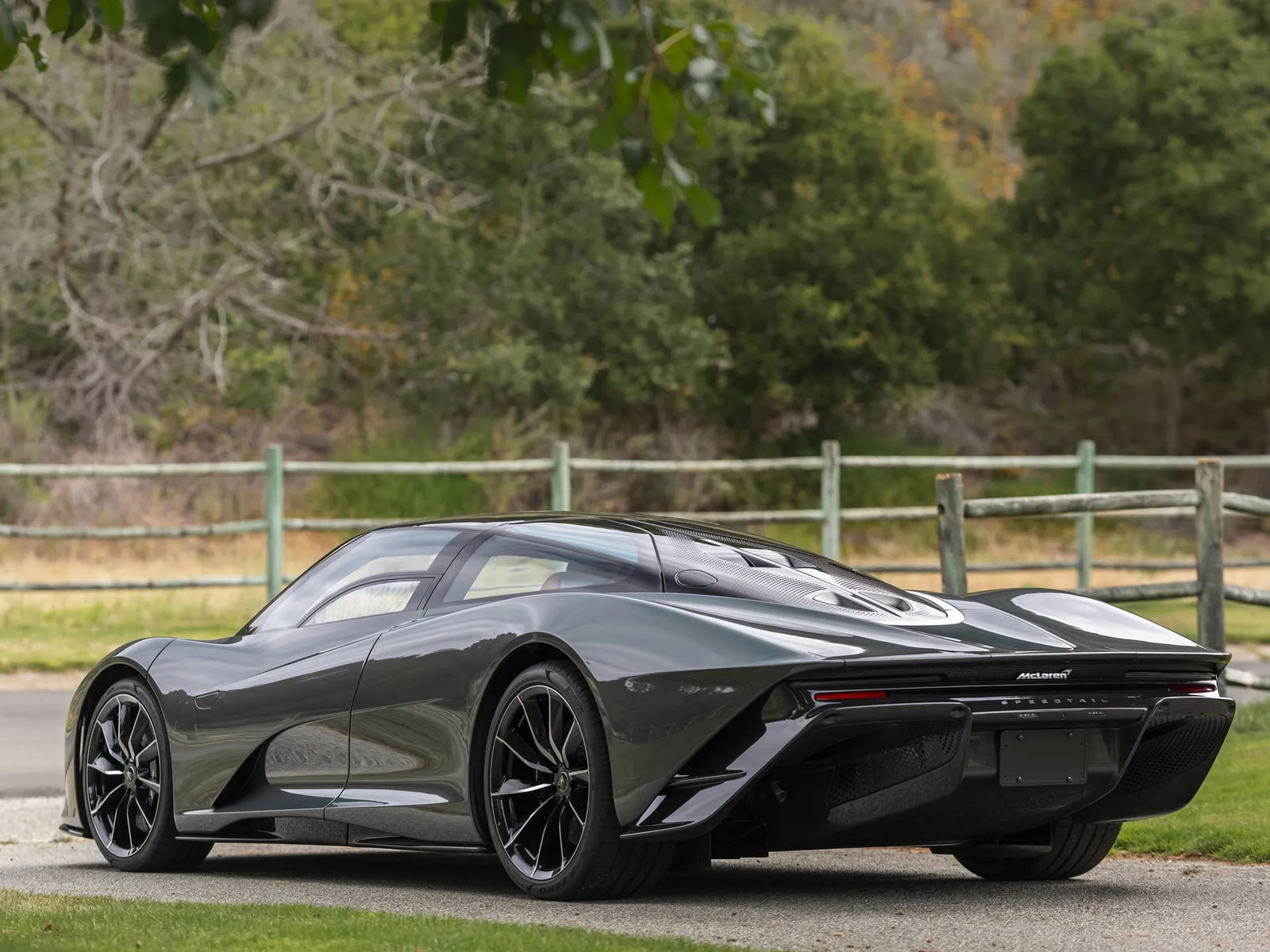 There Are TWO McLaren Speedtails Up For Auction At The Same Car Event